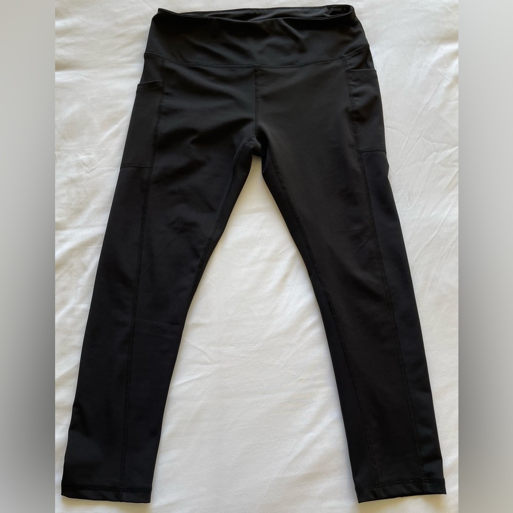 Beverly Hills‎ Polo Club~Capri Leggings~ Womens Sz Med Black~Side Pockets F-20